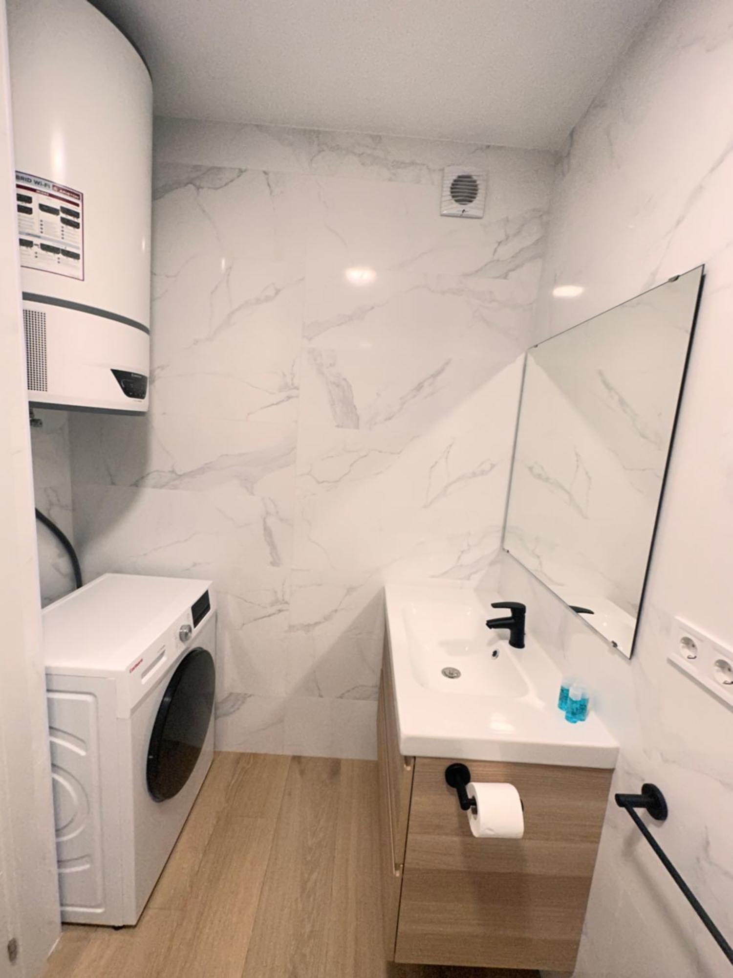 Artes Y Oficios Apartaments Ab Valencia Ngoại thất bức ảnh